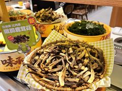 -龍歌自助小火锅(市南金茂湾店)