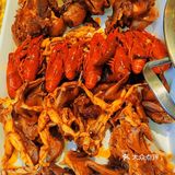 味道真的很绝 环境还可以 弄弄市井气息