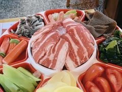 -赵美丽·重庆社区火锅·直营店(火车东站·中豪国际店)