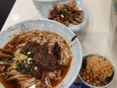 -进哥湖南津市牛肉粉店(下沙店)