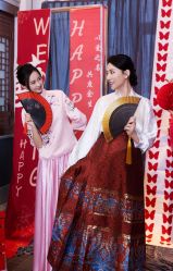 -懿沉香中式嫁衣礼服秀禾服龙凤褂马来褂旗袍总店