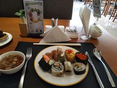 -昆山裕元花园酒店·温莎西餐厅