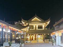 -慈城服务区-停车场