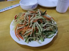 -二哥特色砂锅