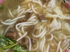 十年经典牛肉粉-鑫花溪牛肉米粉(人民广场店)