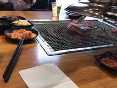 -肉甲韩国木炭烤肉(新壹街1店)