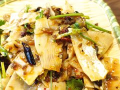 -有红鸡毛店·川菜(建设路店)