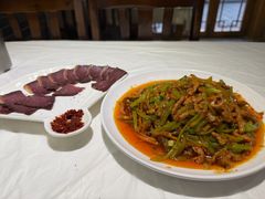 -华光驿站私房菜·黑金冠