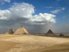 -吉萨金字塔群