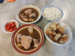 -黄亚细肉骨茶(仰光路店)