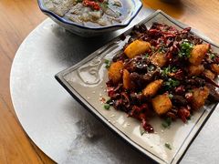 -郑件洋芋饭庄
