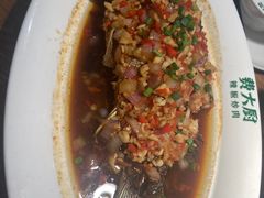 香酥大鲫鱼-费大厨辣椒炒肉(万家丽一店)