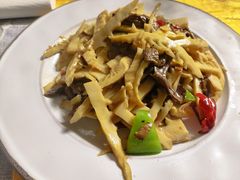 -天天向上素食餐厅(五台山店)