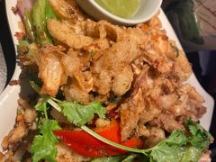 -大头虾越式风味餐厅(光明广场店)