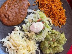 -Pistolera Mexican Cantina女枪手墨西哥餐厅(碧云路店)