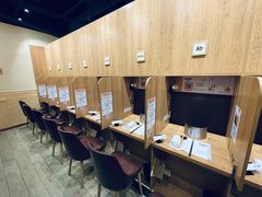 等位区-独食火锅·半米屋台(望平街店)