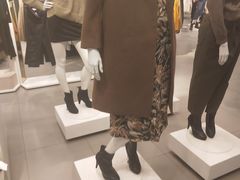 -H&M(鹏欣水游城店)