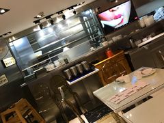 -新大咀港式茶餐厅(宝山万达店)