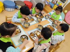 -绿城奇妙园双语日托(华茂悦峰园区)