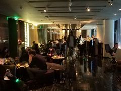 吸烟区大厅-广州四季酒店·天吧·高空酒吧