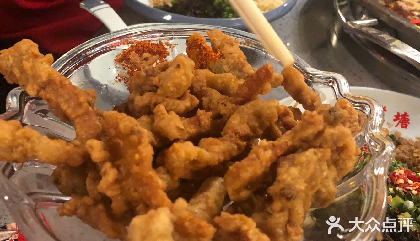 和同事一起想来尝尝味道，需要排队