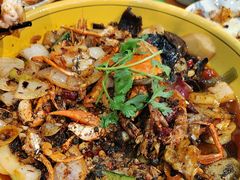 -休记光头香辣蟹干锅(绵竹店)