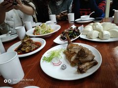 -鲁班小馆(政四街店)