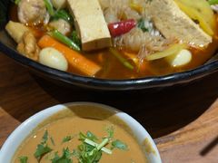 -万记麻辣烫国展总店