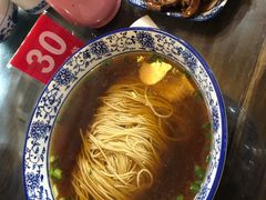 红汤面底-裕兴记•蟹黄面馆(人民广场店)