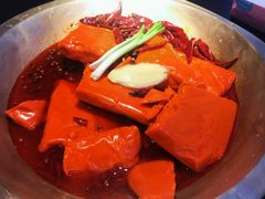 -王婆乔鲜鱼自助火锅(蜀汉路店)