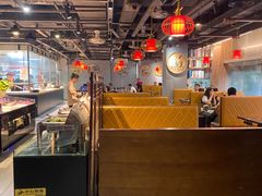 -牛里牛气· 榴莲海鲜鲜牛肉自助火锅·烤肉(横岗店)