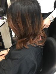 -HAIR CORNER