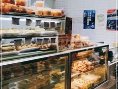 面包甜点陈列柜-白玉兰食品(甜云店)