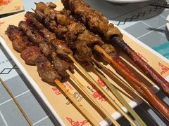 -阿楷·二十年烧烤宵夜·渔家小寨(达明店)