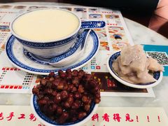 -广信牛奶甜品世家(台东店)