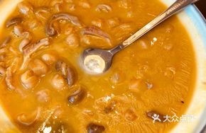 Chickpea Stewed Pork Intestines