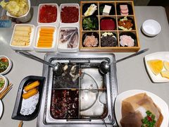 -海底捞火锅(关山保利店)