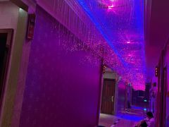 -TOP星派对KTV(珠影星光城店)