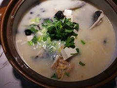 -姜君·千岛湖鱼头馆(浦东大道店)