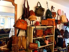 -Retrock Designer Vintage Store