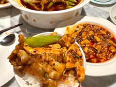 -渝信川菜 · 川味家常菜(财富购物中心店)