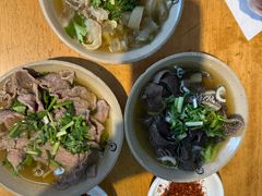 -谢老五跷脚牛肉·非遗传承店