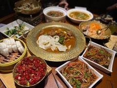 新疆大盘鸡-楼兰新疆主题餐厅(坂田佳华领汇广场店)