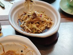 -潮界(LU·ONE凯德晶萃广场店)