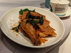招牌脆皮蒜香鸡-莆田餐厅PUTIEN(深圳湾万象城家宴店)