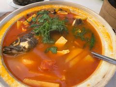 酸汤木瓜炖鱼头-云腾食府·云南菜