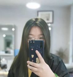 -苑苑发型设计