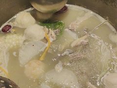 -汤宴·参须肚包鸡(南京路店)