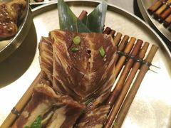 -草家酱蟹炭火烤肉店(珲春南路一店)