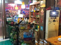 -何氏串串香火锅(翠亨店)